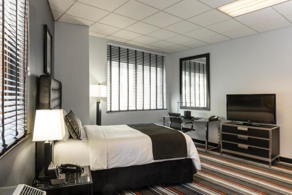 broadway_plaza_hotel_2