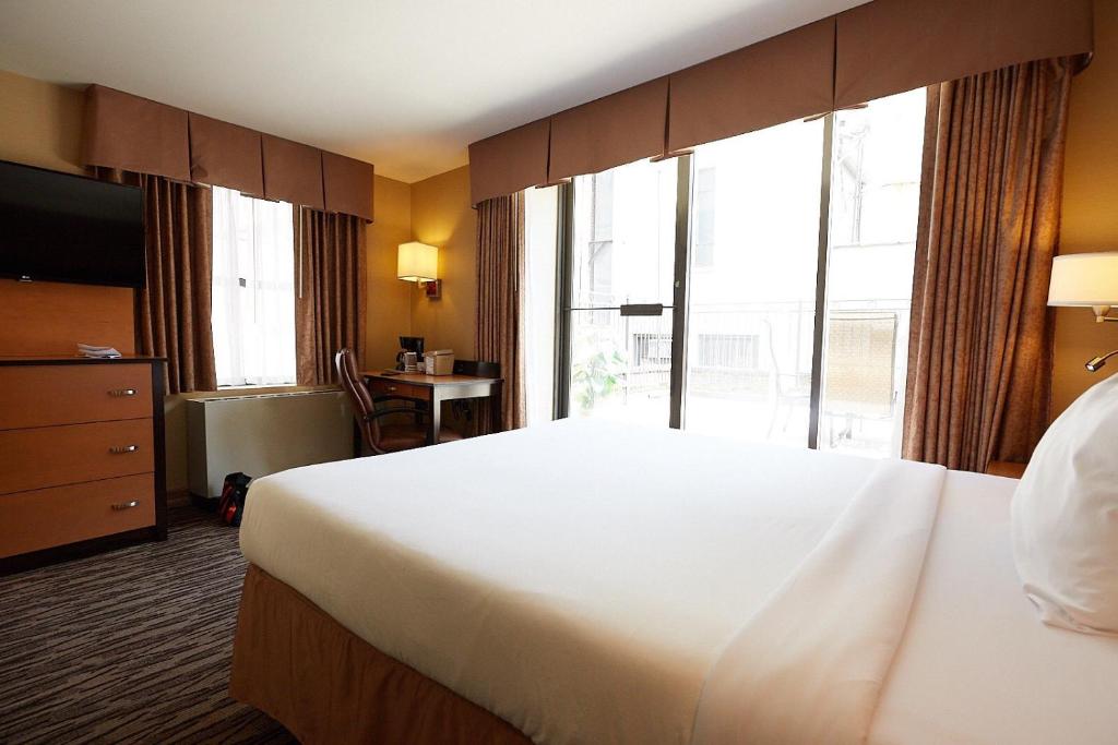 hotel_at_fifth_avenue_23's photo