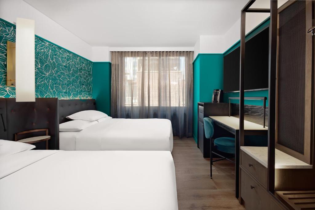 hyatt_centric_23's photo