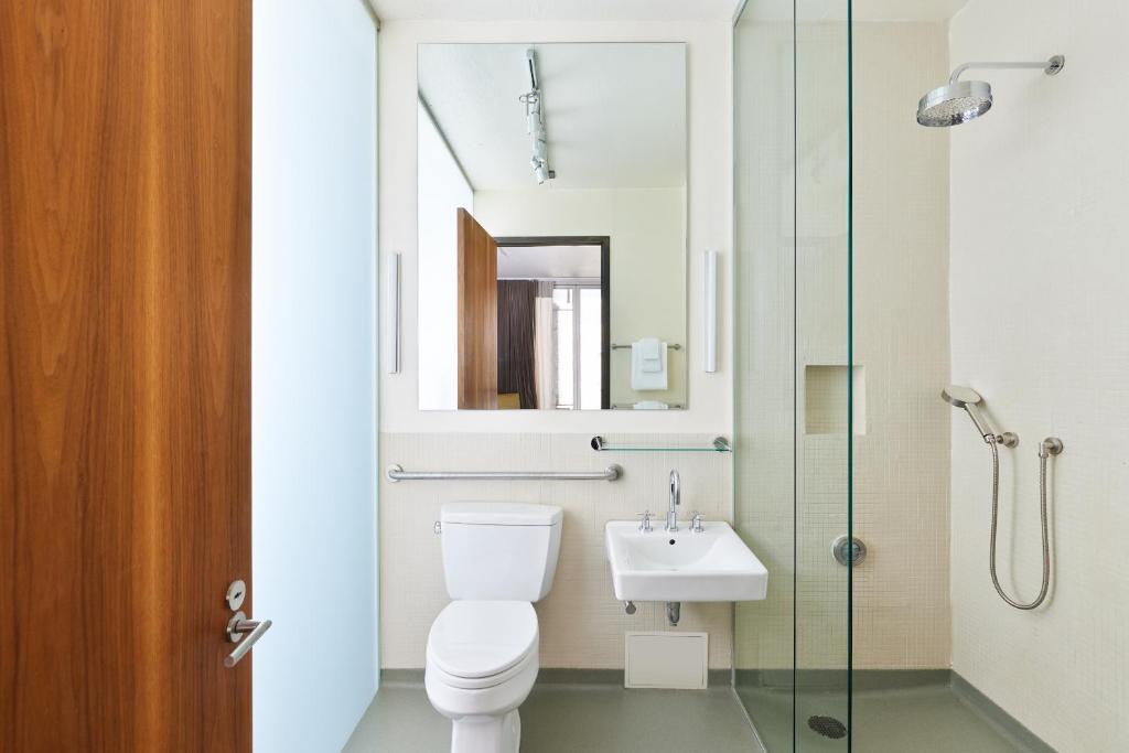 sonder_chambers_12's photo