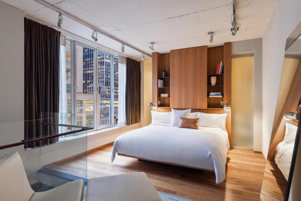 sonder_chambers_21's photo