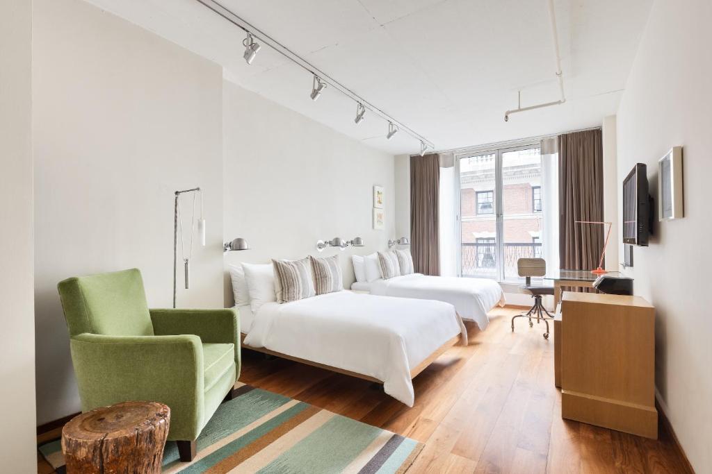 sonder_chambers_24's photo