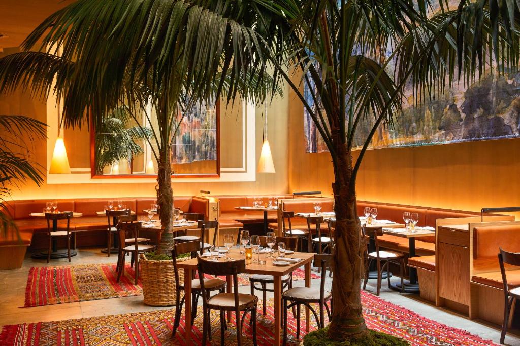 sonder_chambers_34's photo