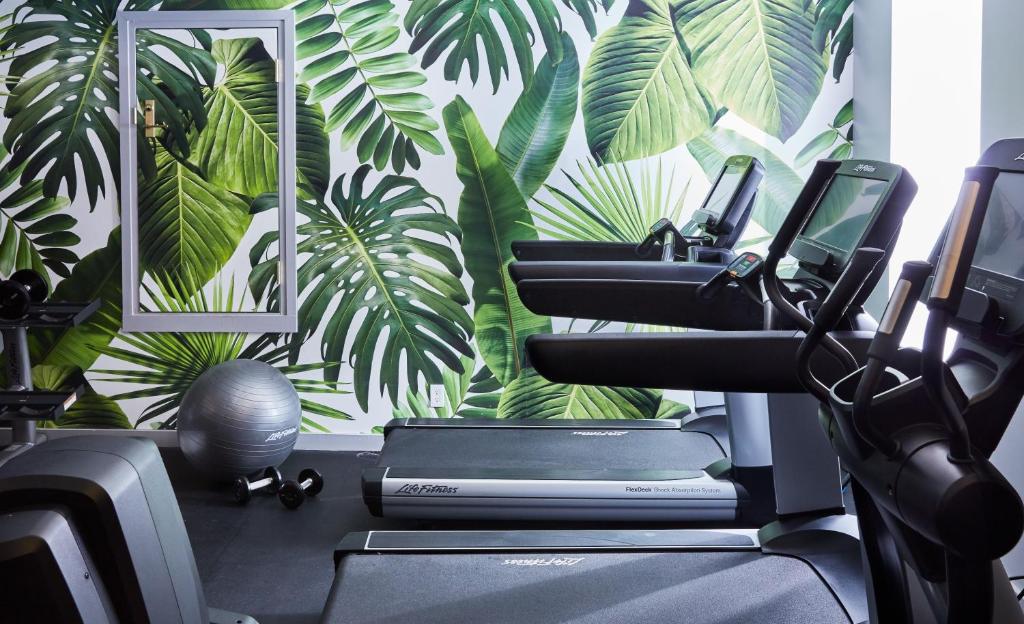 the_james_35's photo