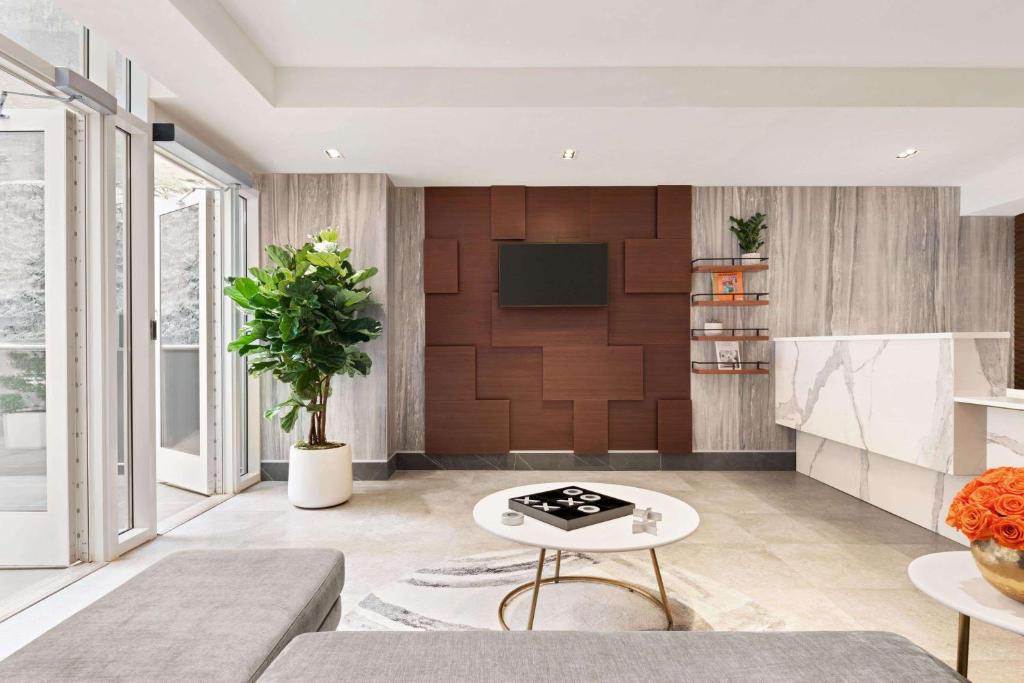 wingate_by_wyndham_18's photo