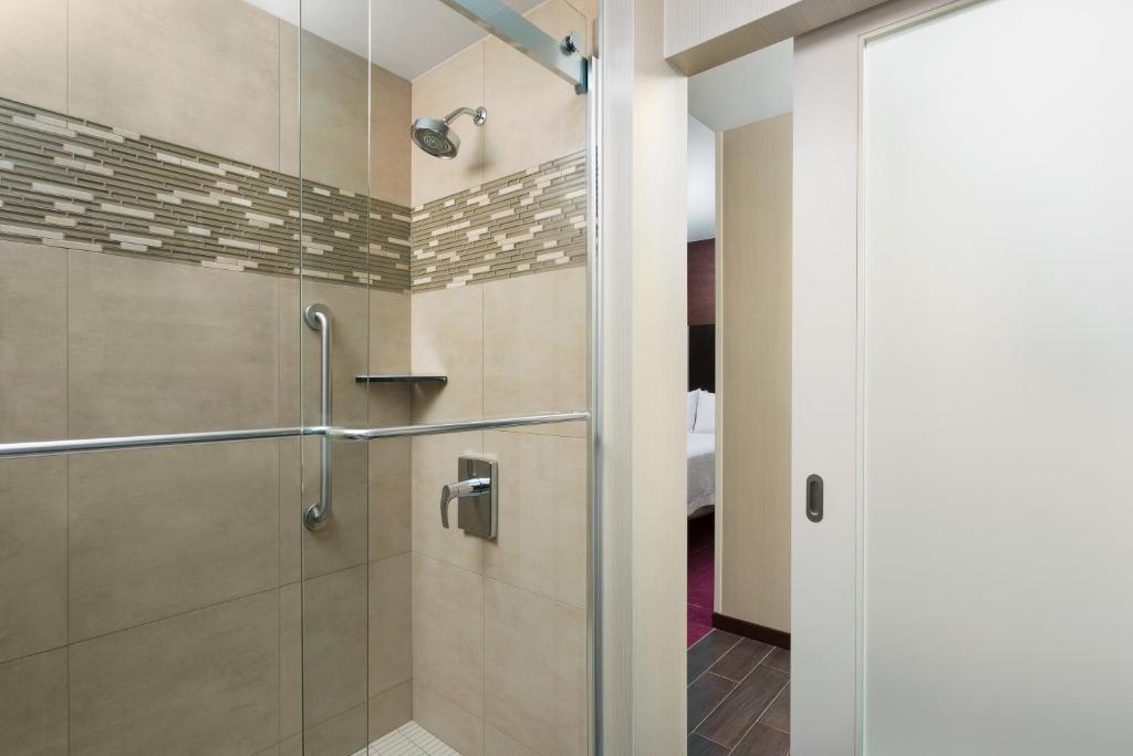 hampton_Inn_11's photo