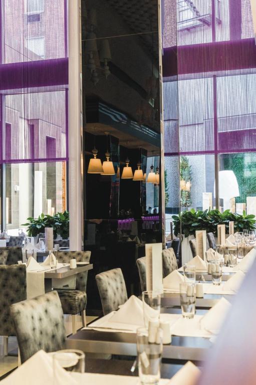 hotel_riu_plaza_32's photo