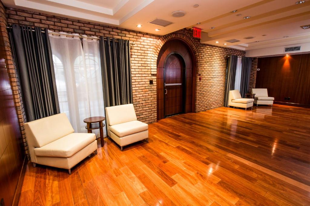 the_belvedere_hotel_9's photo