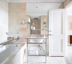 The_pierre_43's photo