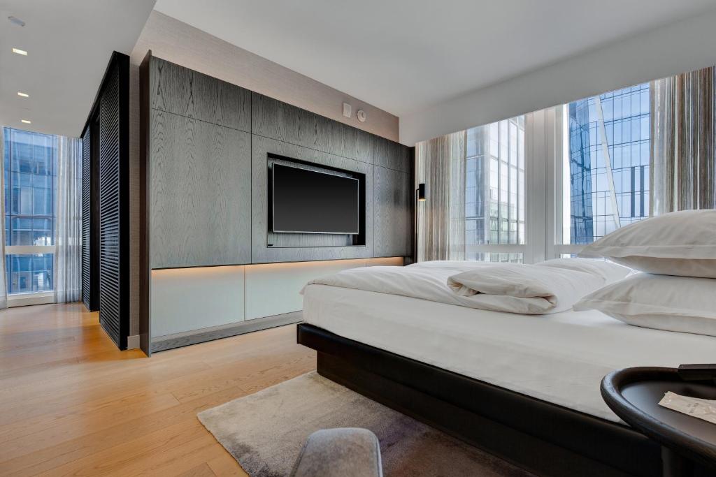 equinox_hotel_hudson_23's photo