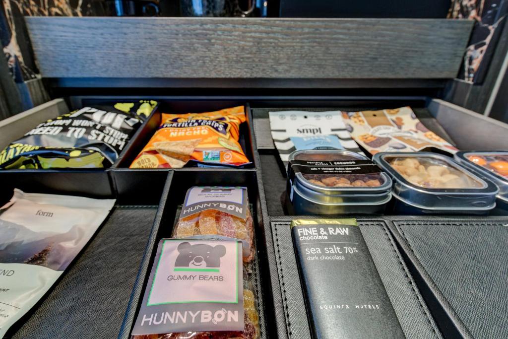 equinox_hotel_hudson_24's photo