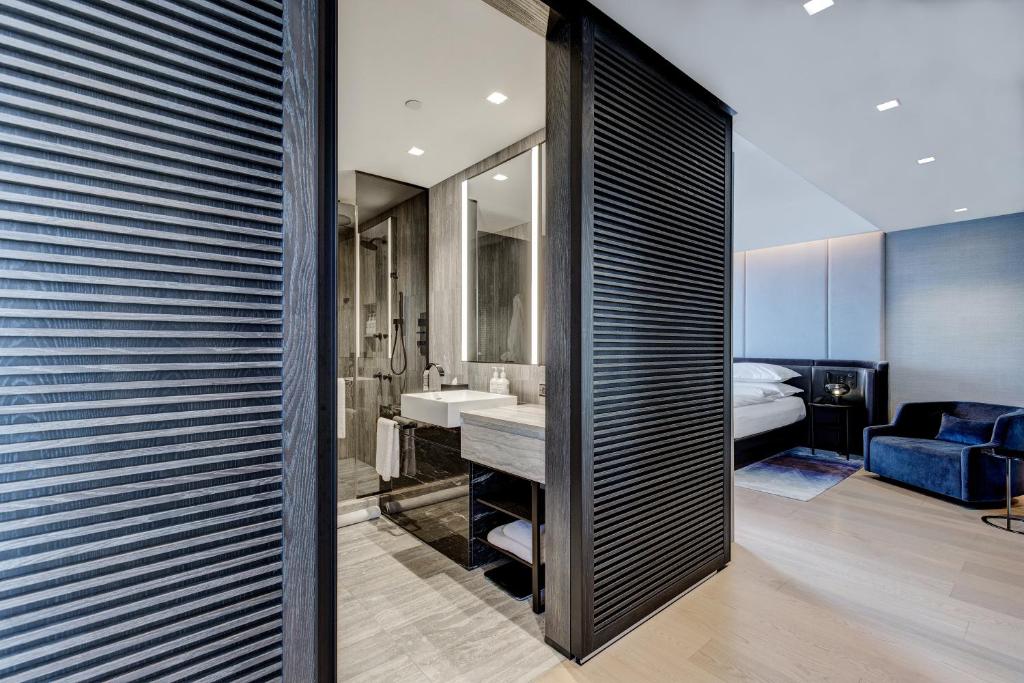 equinox_hotel_hudson_6's photo