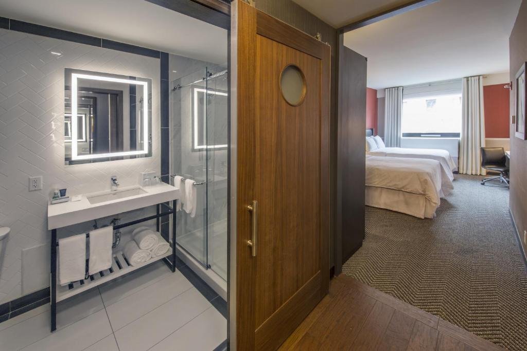 four_points_sheraton_5's photo