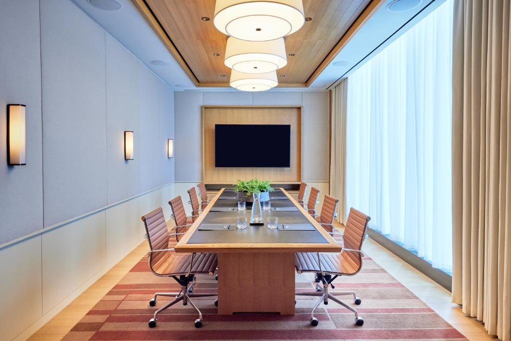 pendry_manhattan_31's photo