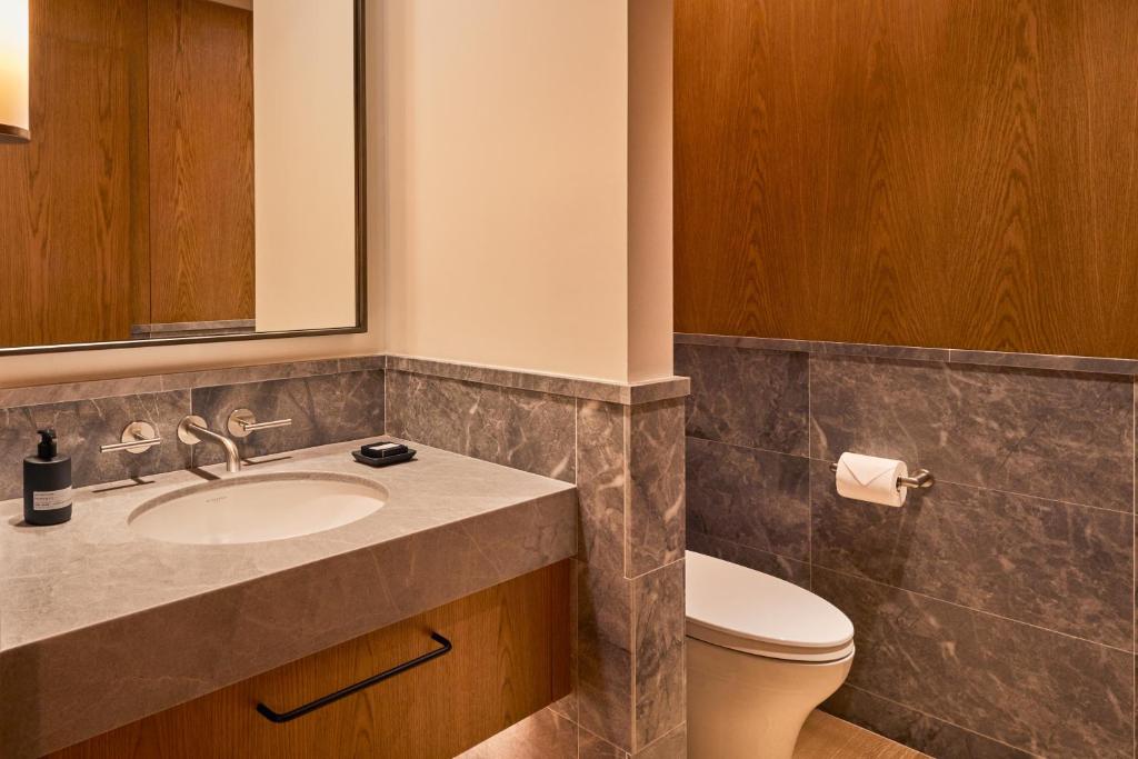 pendry_manhattan_6's photo