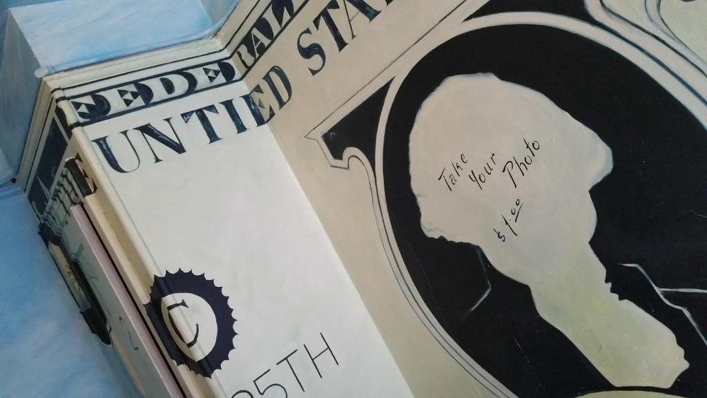 Carlton_arms_16's photo