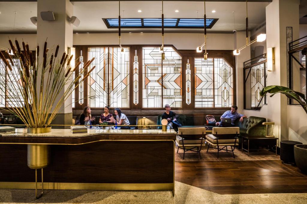 Evelyn_nomad_21's photo