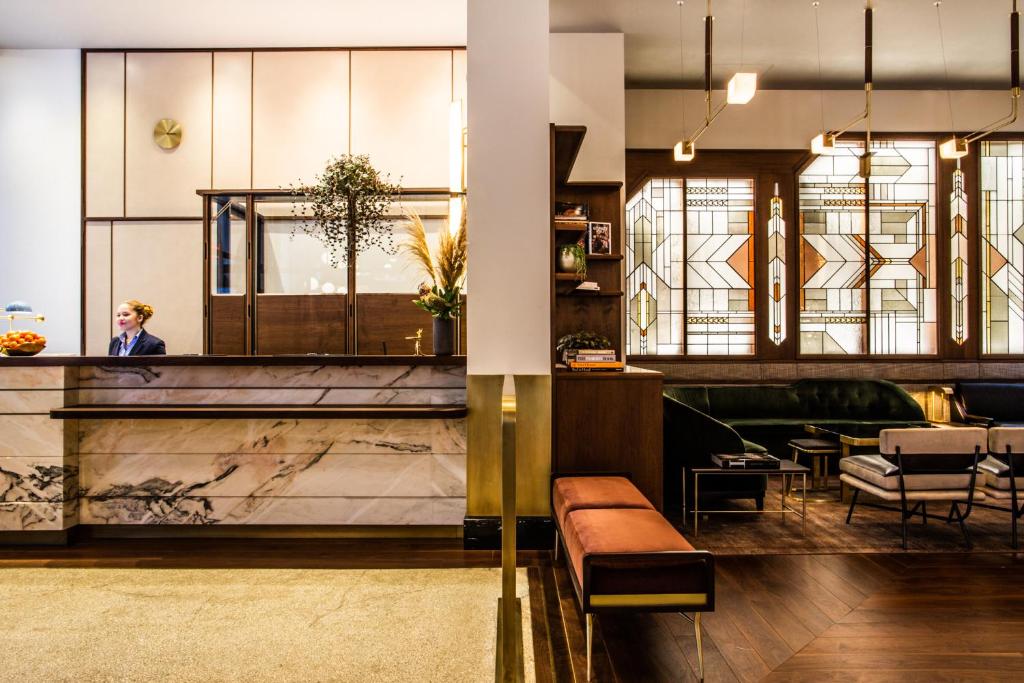 Evelyn_nomad_25's photo