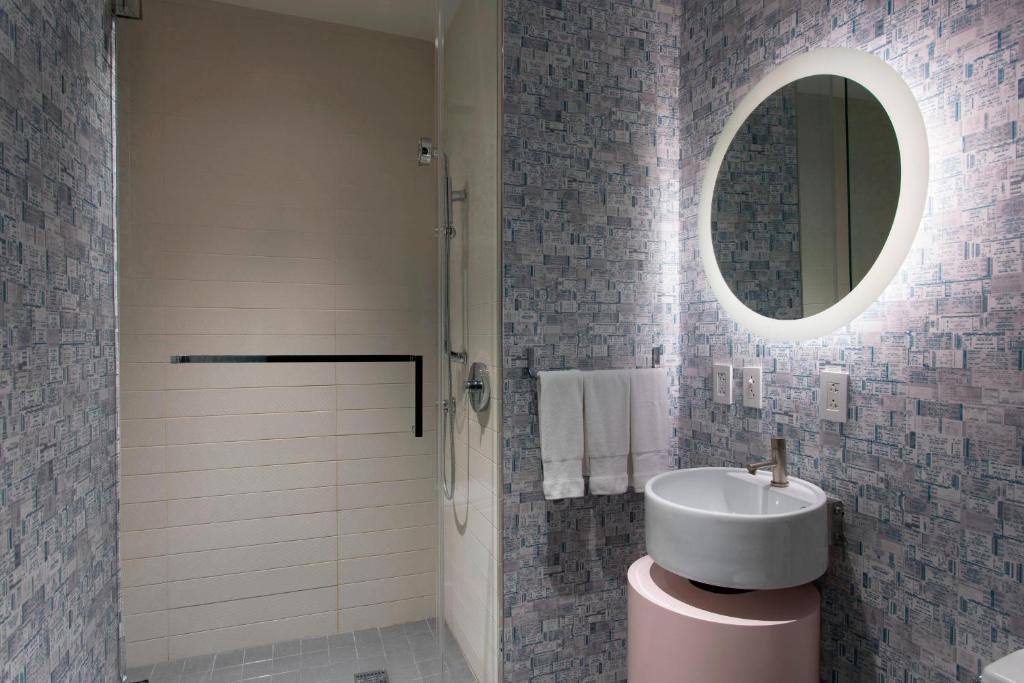 W_newyork_18's photo