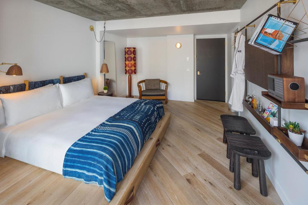 Made_hotel_11's photo