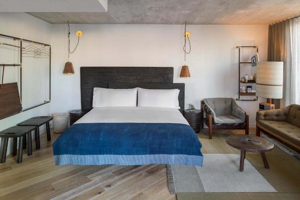 Made_hotel_21's photo