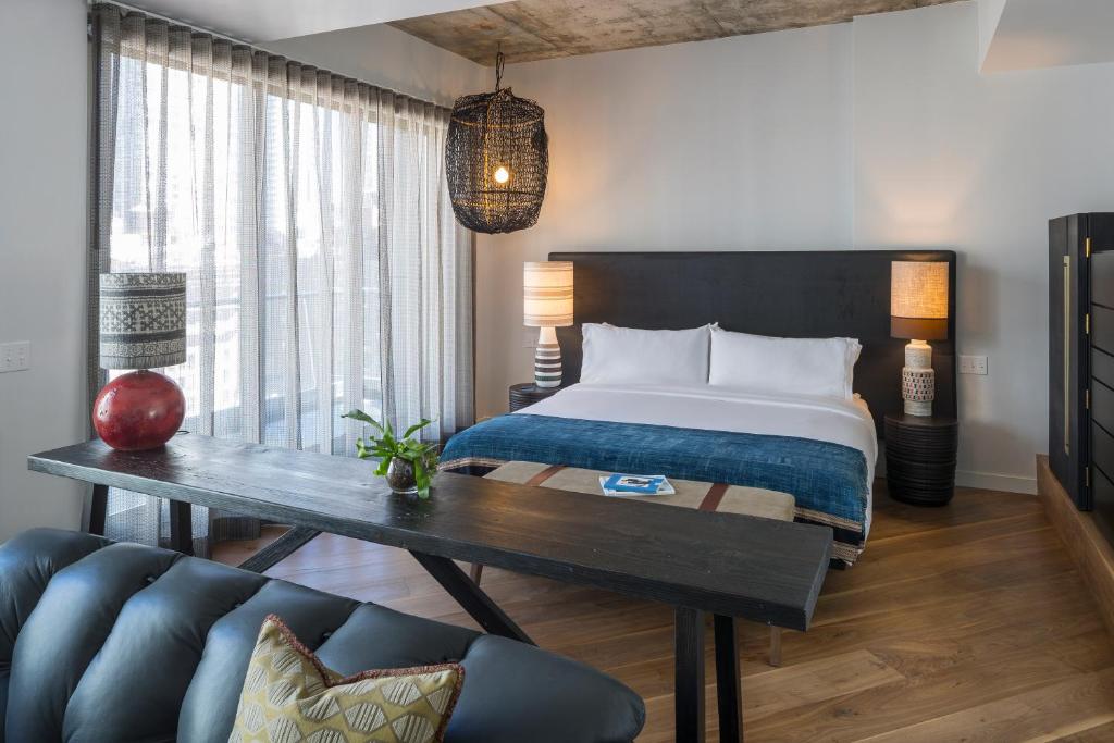 Made_hotel_23's photo