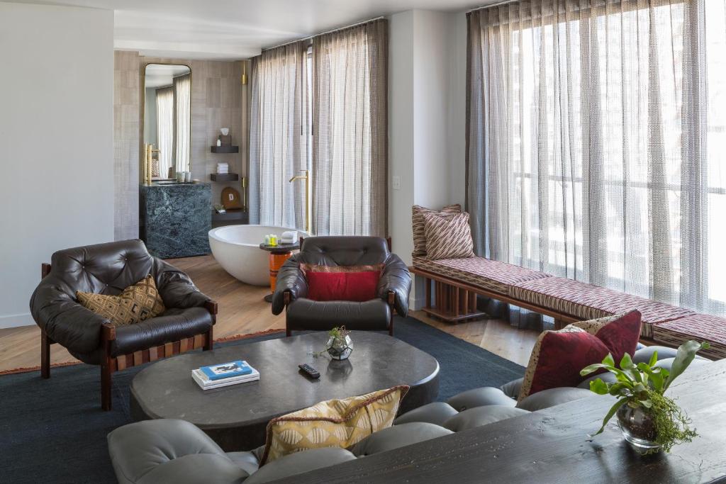 Made_hotel_24's photo