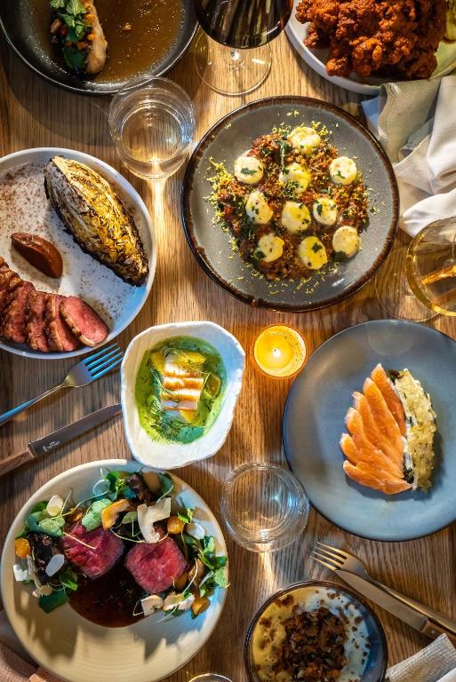 Made_hotel_33's photo