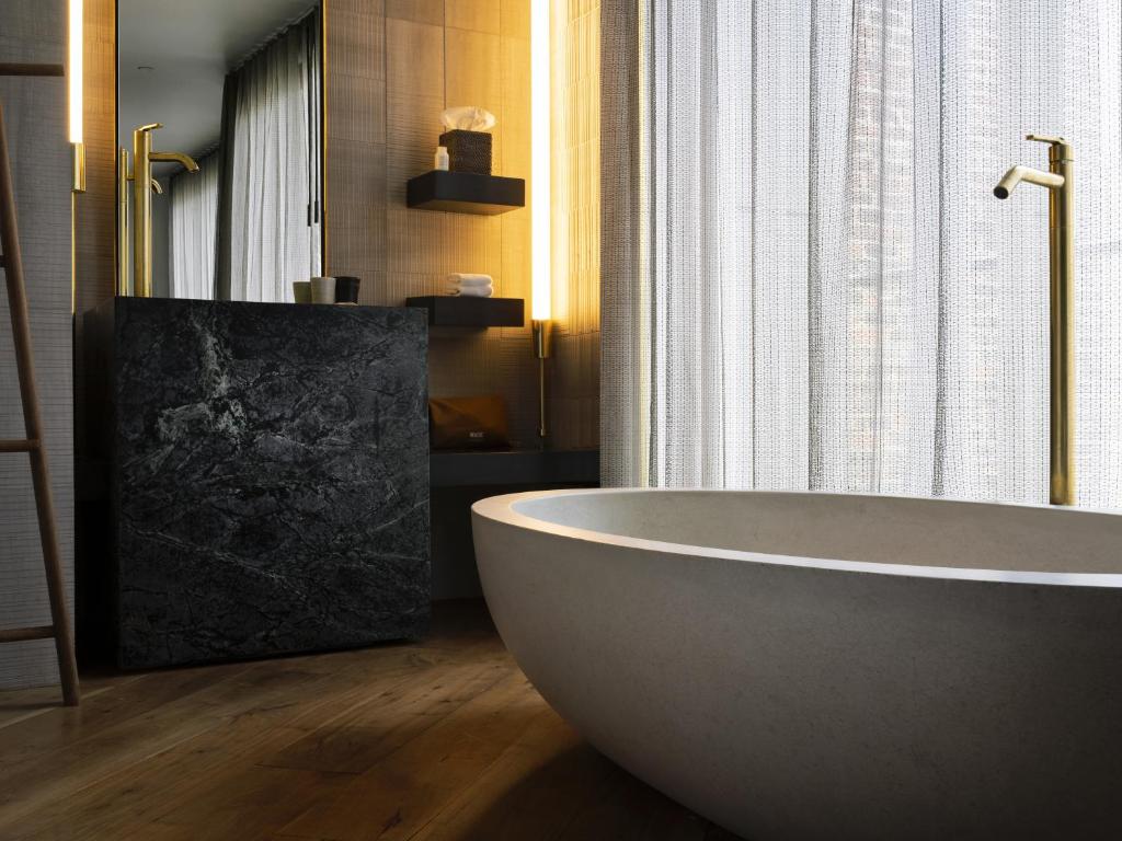 Made_hotel_40's photo