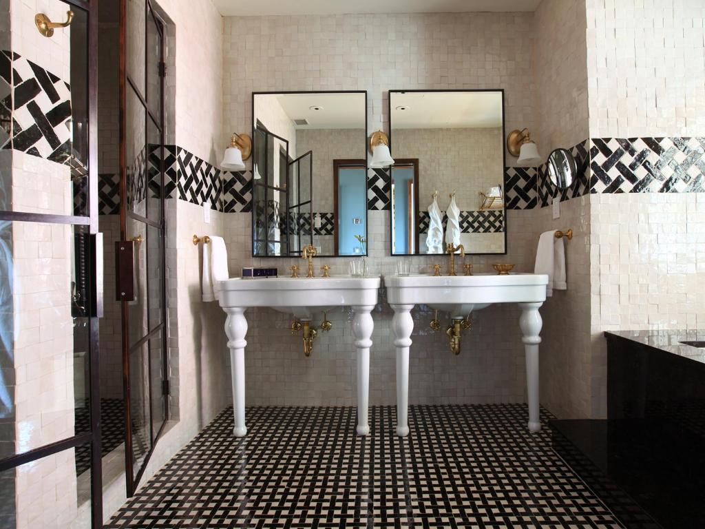 The_greenwich_hotel_40's photo