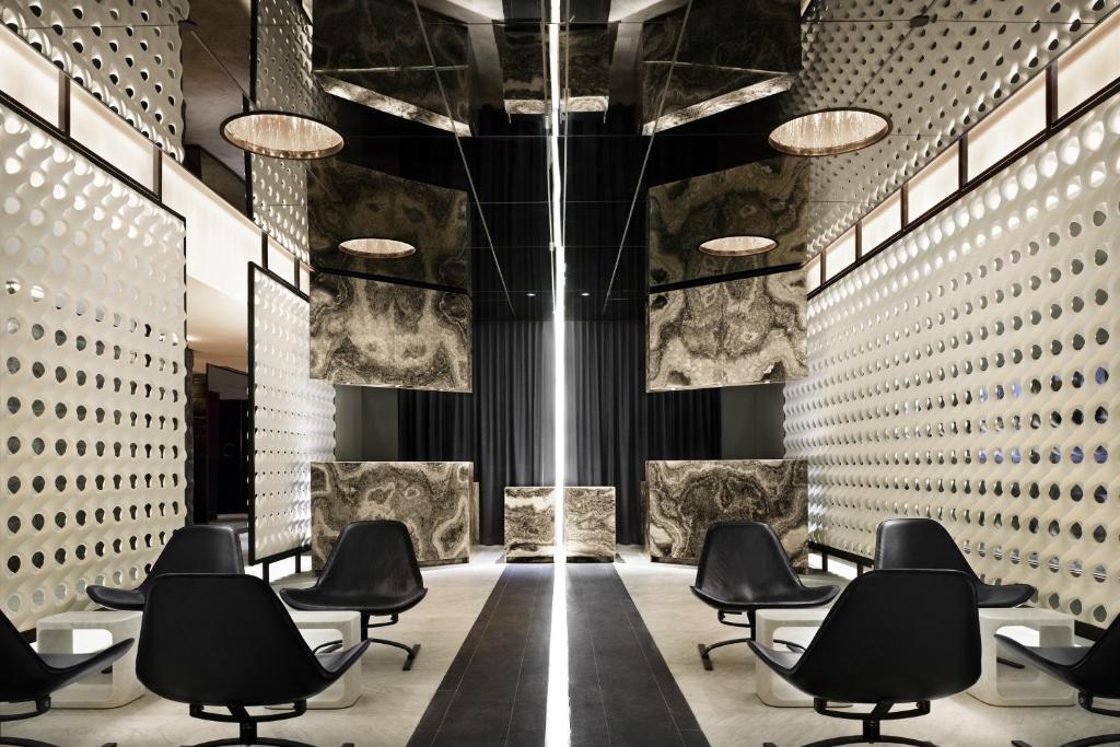 The_standard_high_23's photo