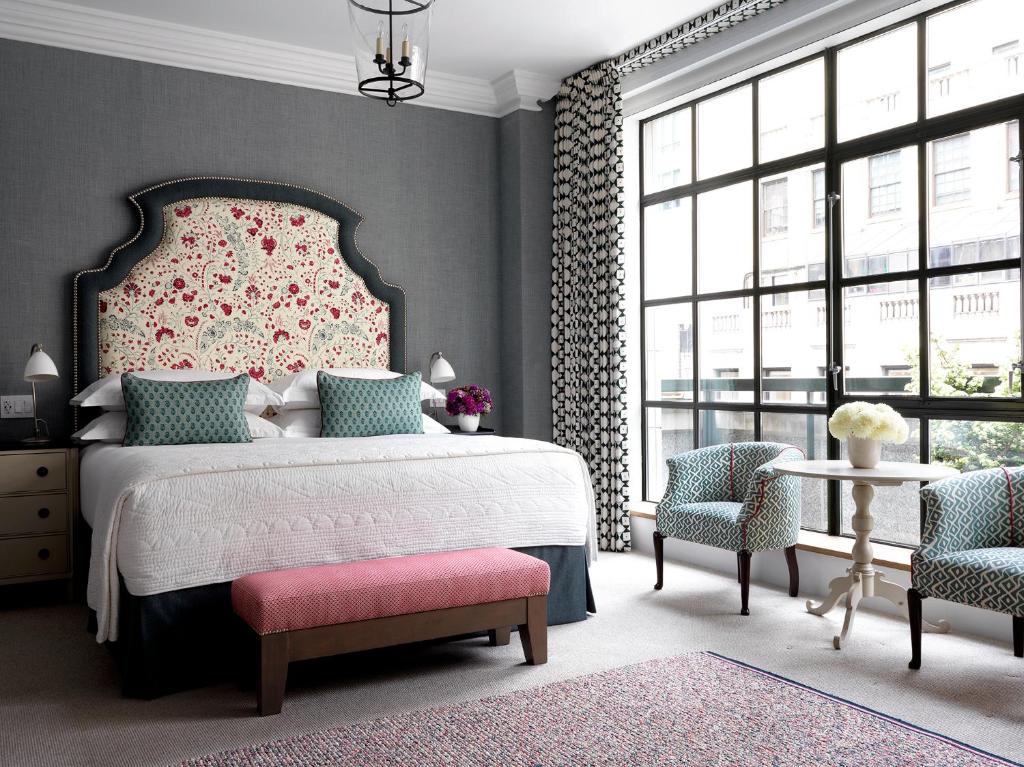 The_whitby_hotel_16's photo