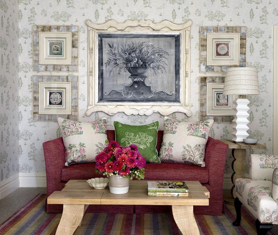 The_whitby_hotel_25's photo