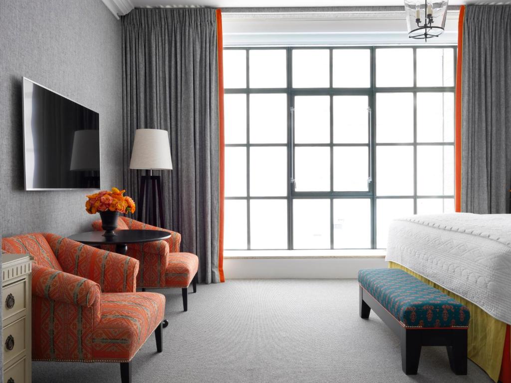 The_whitby_hotel_34's photo