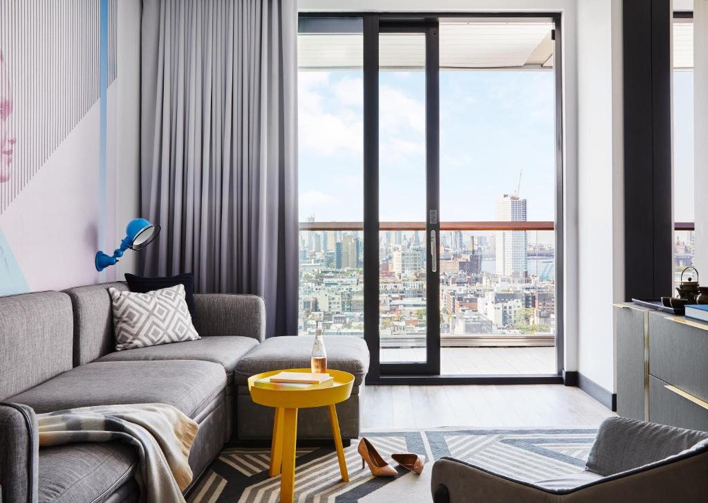 The_william_vale_13's photo