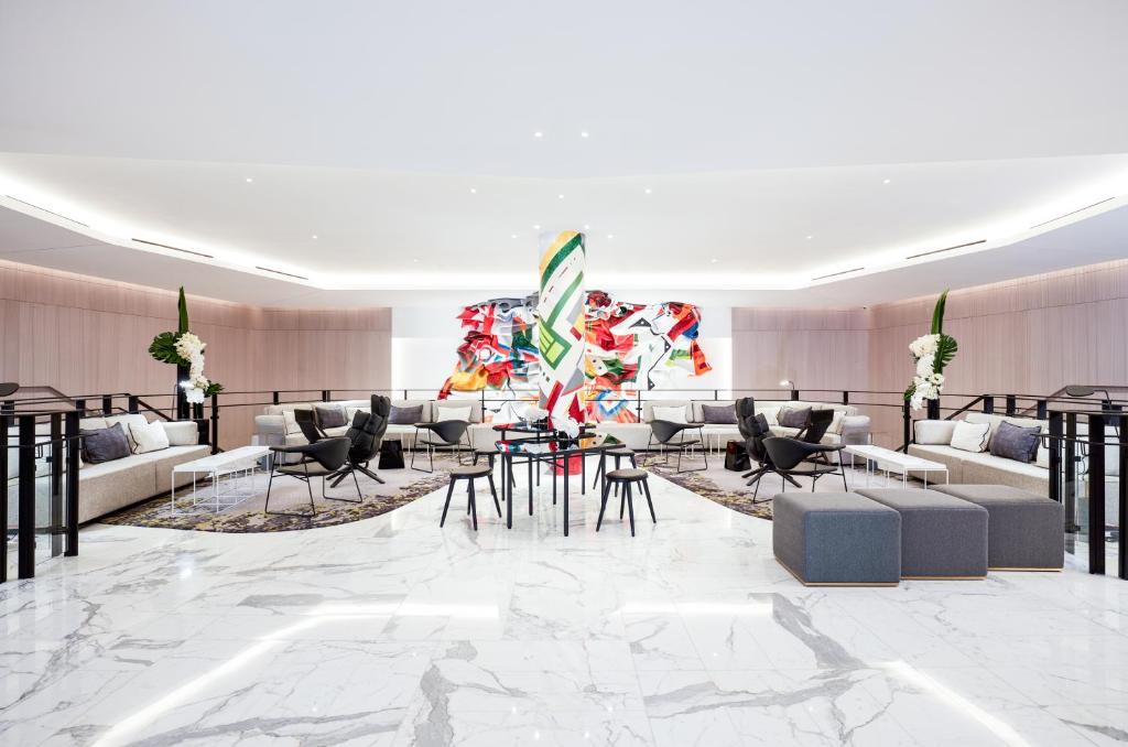 The_william_vale_24's photo