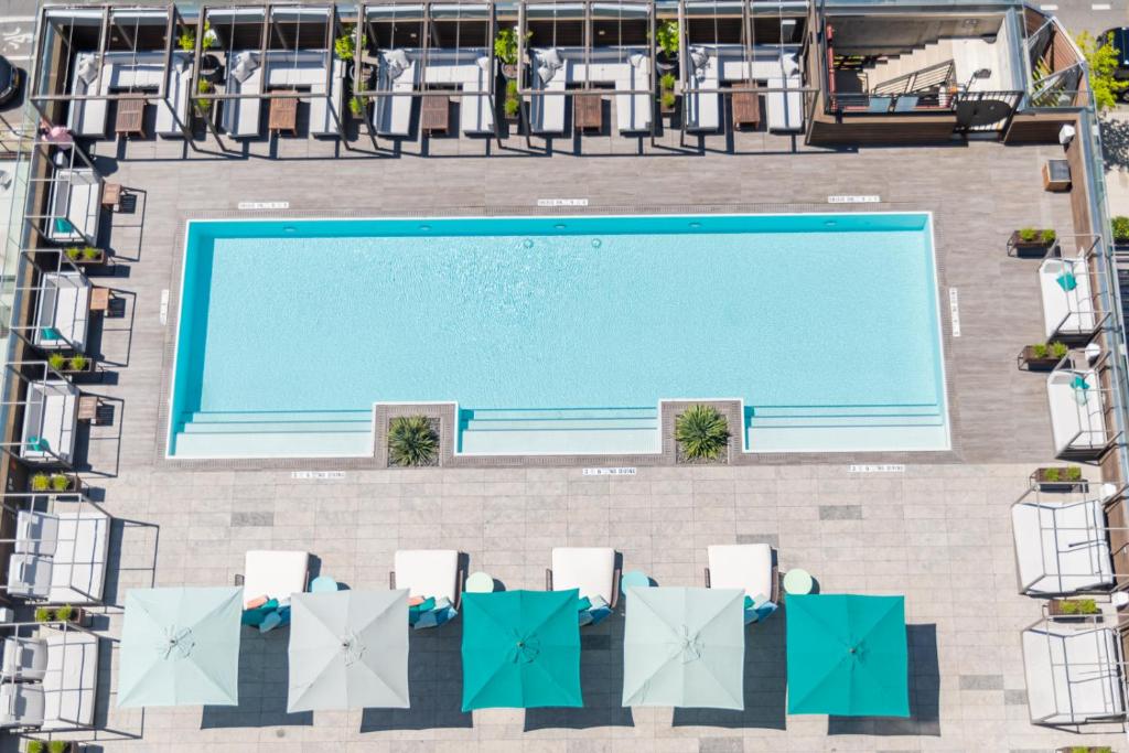 The_william_vale_42's photo