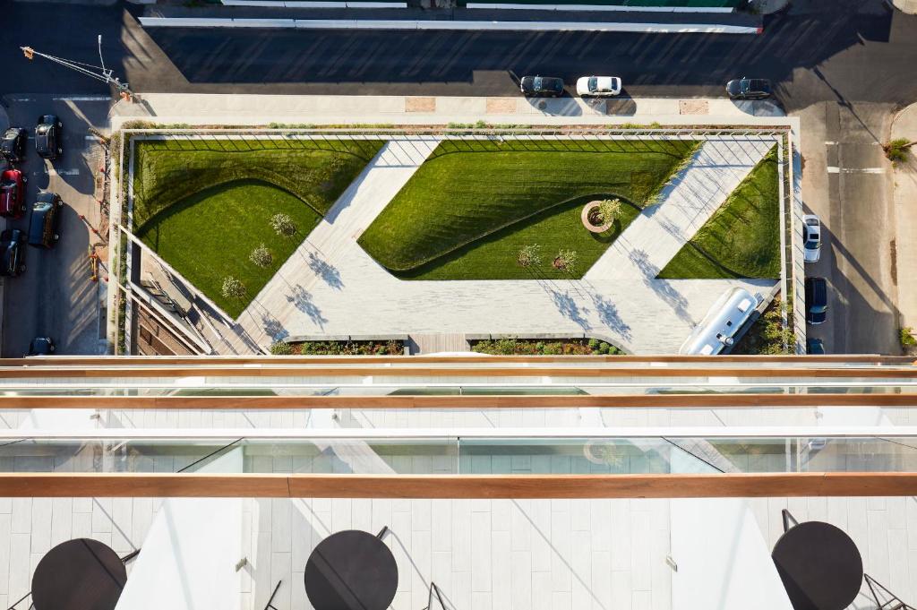 The_william_vale_45's photo