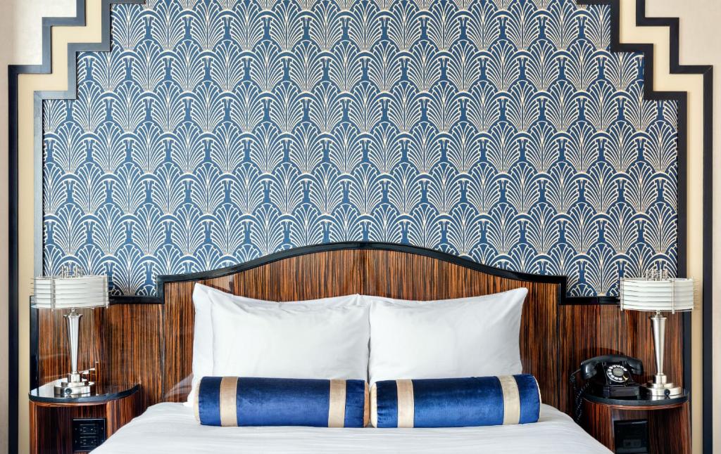 Walker_hotel_36's photo