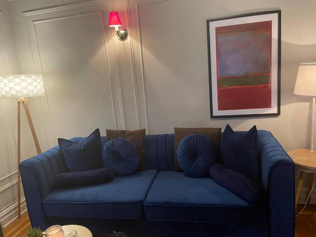 Eclectic_cozy_studio_inwood_31's photo