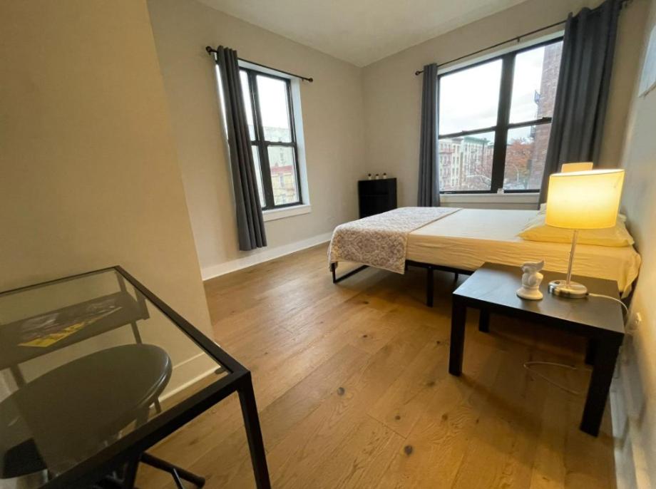 Manhattan_bedrooms_21's photo