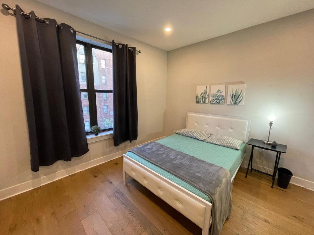 Manhattan_bedrooms_30's photo