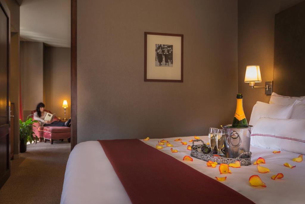 Hotel_giraffe_8's photo