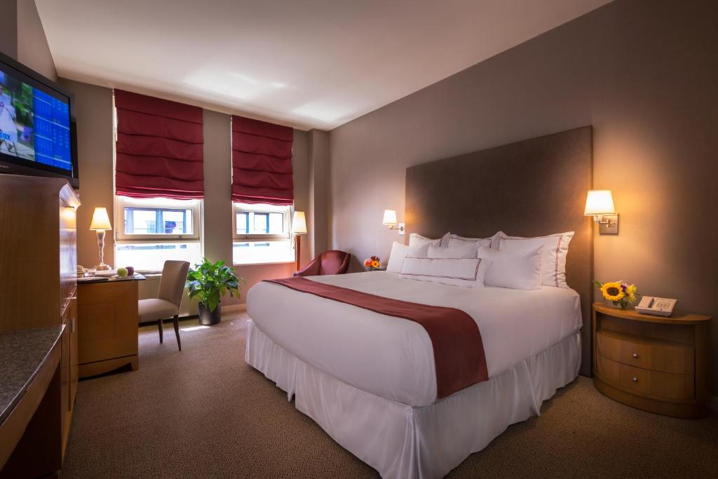 Hotel_giraffe_9's photo