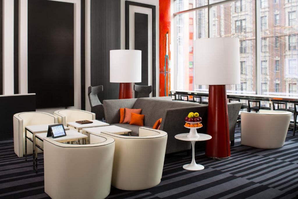 Courtyard_marriott_28's photo