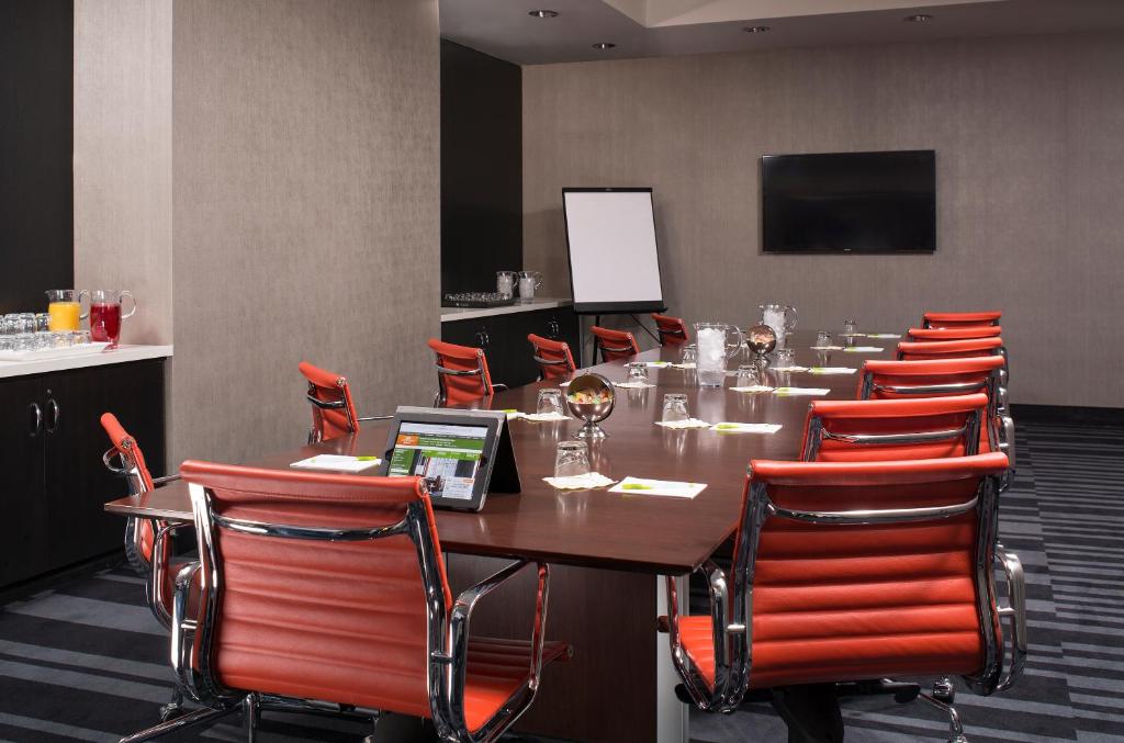 Courtyard_marriott_33's photo