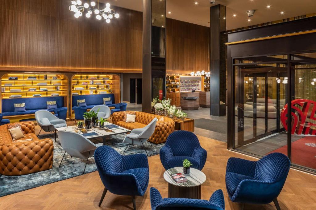 Nh_collection_33's photo