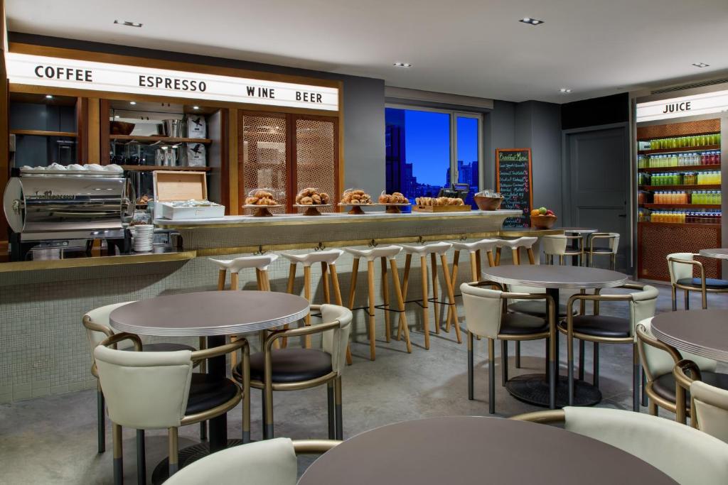 Hotel_indigo_10's photo