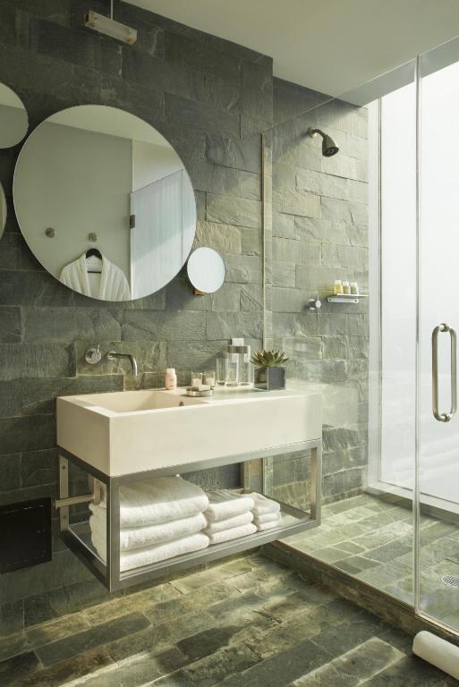 Hotel_rivington_21's photo