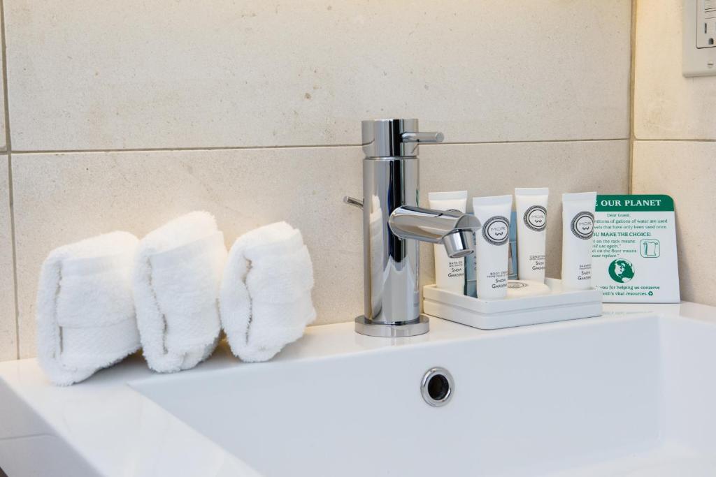 Leon_hotel_35's photo